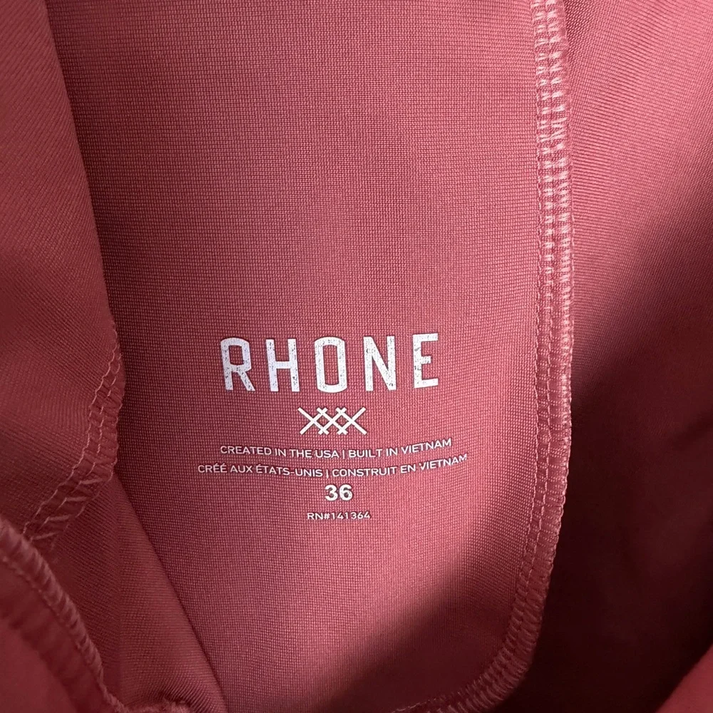 Rhone Commuter 9 Inch Shorts Men's Nantucket Red Flex Knit Size 36 redwood trail
